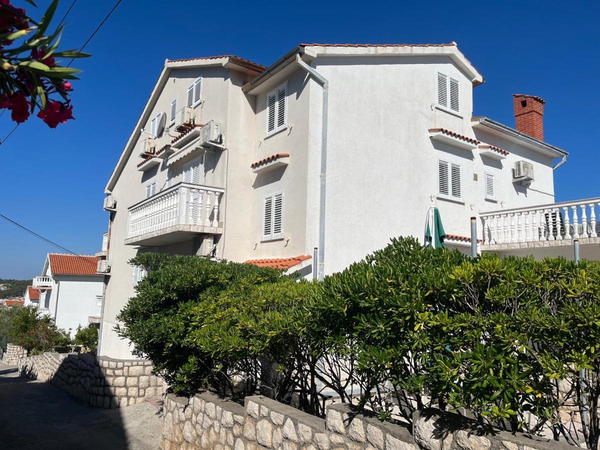 Apartments Vuksan راب المظهر الخارجي الصورة