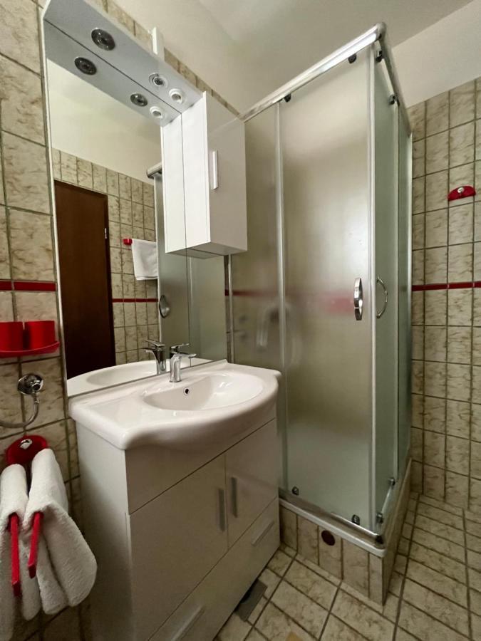 Apartments Vuksan راب المظهر الخارجي الصورة